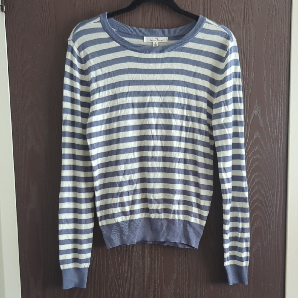 NWOT Love Tree Blue and White Crew Neck Sweater